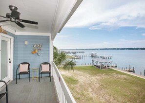 Unclassified image, 5 of 47, button