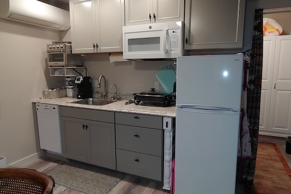 Refrigerador, microondas, horno y lavavajillas