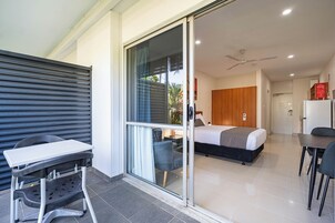 Superior Studio, 1 Queen Bed | Living area | LCD TV