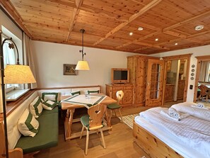 1 habitación, internet y ropa de cama 