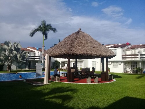 Villa León Acapulco, tu casa.