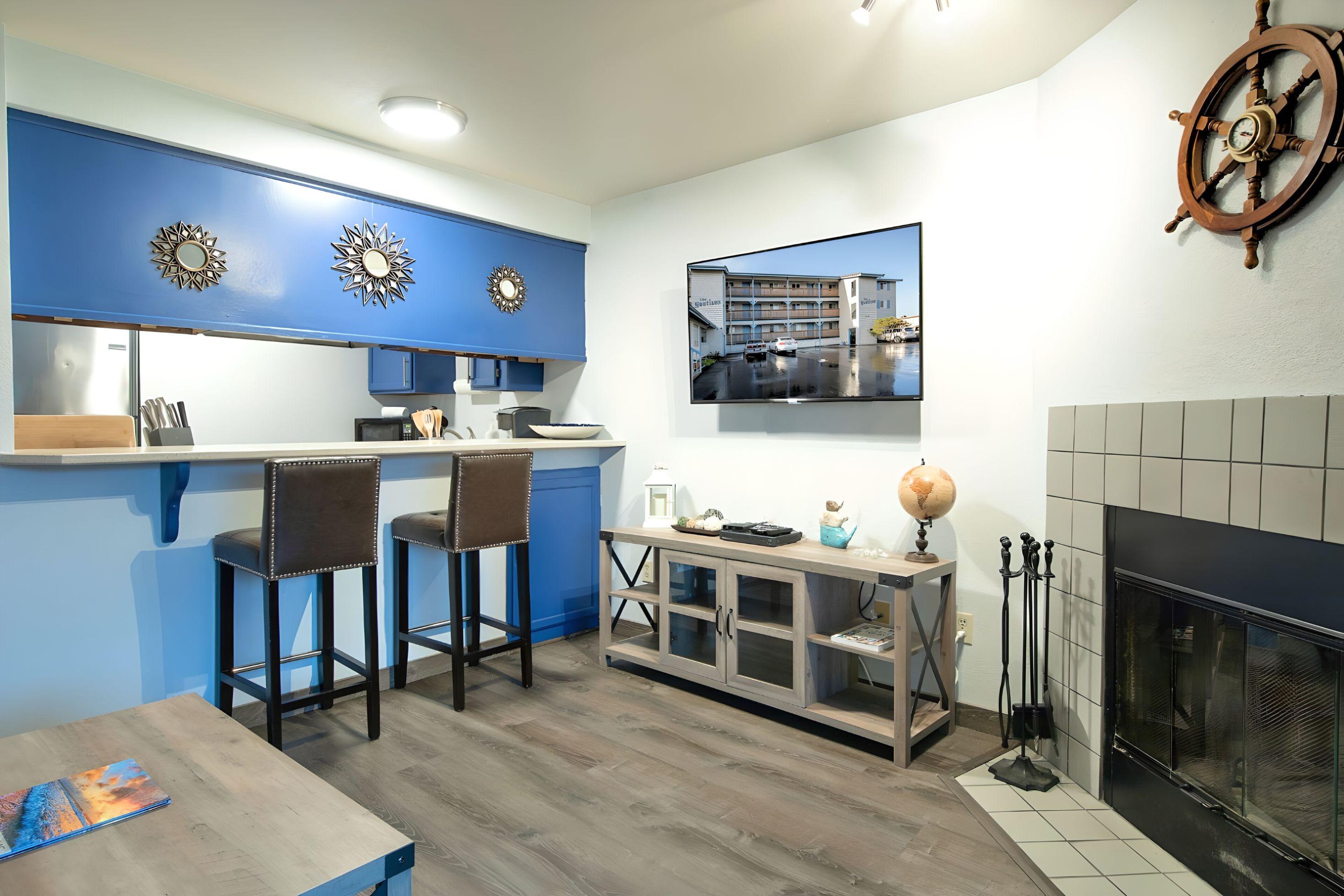 Condo | Living room | 50-inch flat-screen TV with cable channels, Smart TV, fireplace