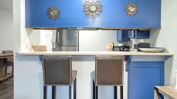 Condo | Dining room