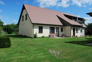 Unclassified image, 5 of 15, button - FeWo Ostwind - Reek, Renate & Reinhold (Insel Poel)