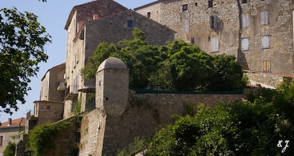 I Cipressi, Mer 6 km, vue panoramique , Jardin, WIFI, Climatisation.