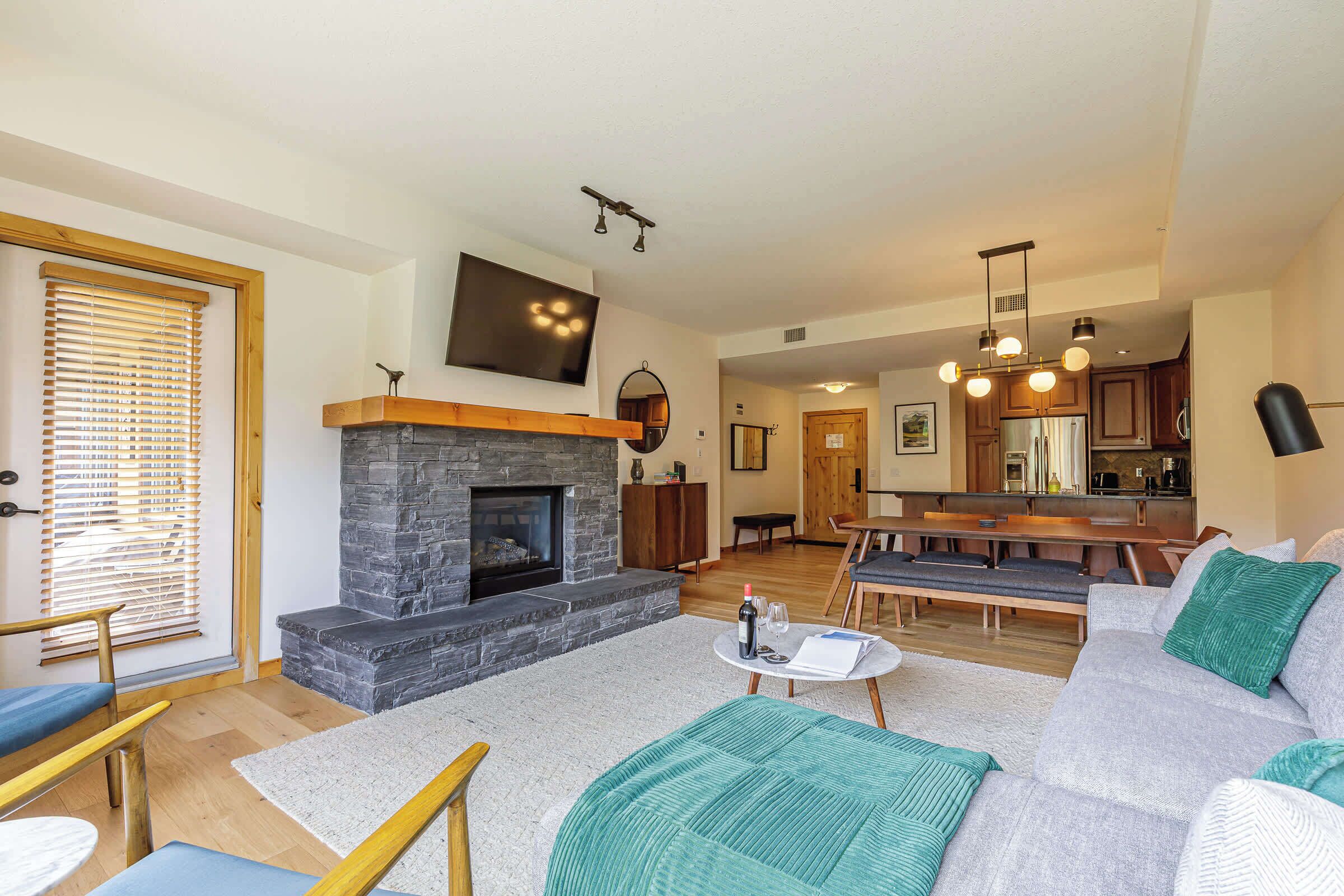 TV connectée, cheminée, Netflix, services de streaming