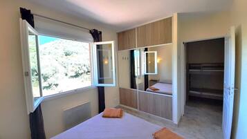 2 chambres, fer et planche Ă repasser, lit parapluie, Wi-Fi gratuit