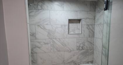 Harrison Hotel Unit D
Pet Friendly
Ground Level Unit