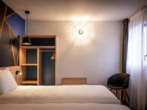 Habitación estándar, 2 camas individuales | Ropa de cama hipoalergénica, insonorización y cunas gratuitas 