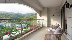 Balcony - Shama Yalong Bay Sanya (Sanya)