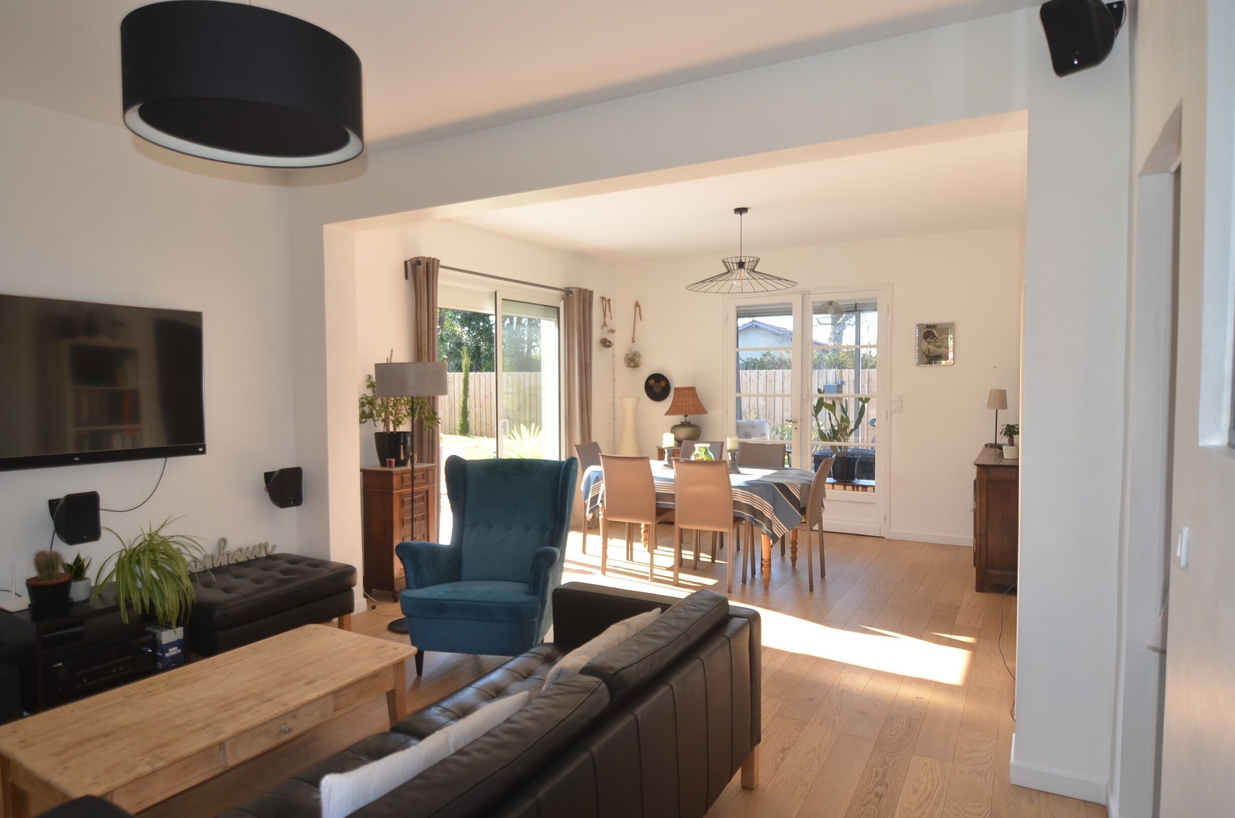 Smart-TV, Netflix, DVD-spiller og bøker