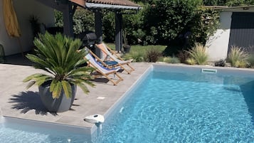 Piscine extérieure, piscine chauffée