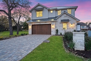 Exterior - Waterfront House | Heated Pool* | Pet Friendly (Horseshoe Bay)