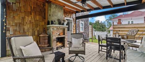 تناول الطعام بالخارج