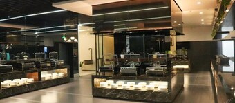 Hyattin Hotel