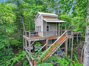 Exterior - Pisgah Paradise-Privacy, Hot Tub, and Views! (Rosman)