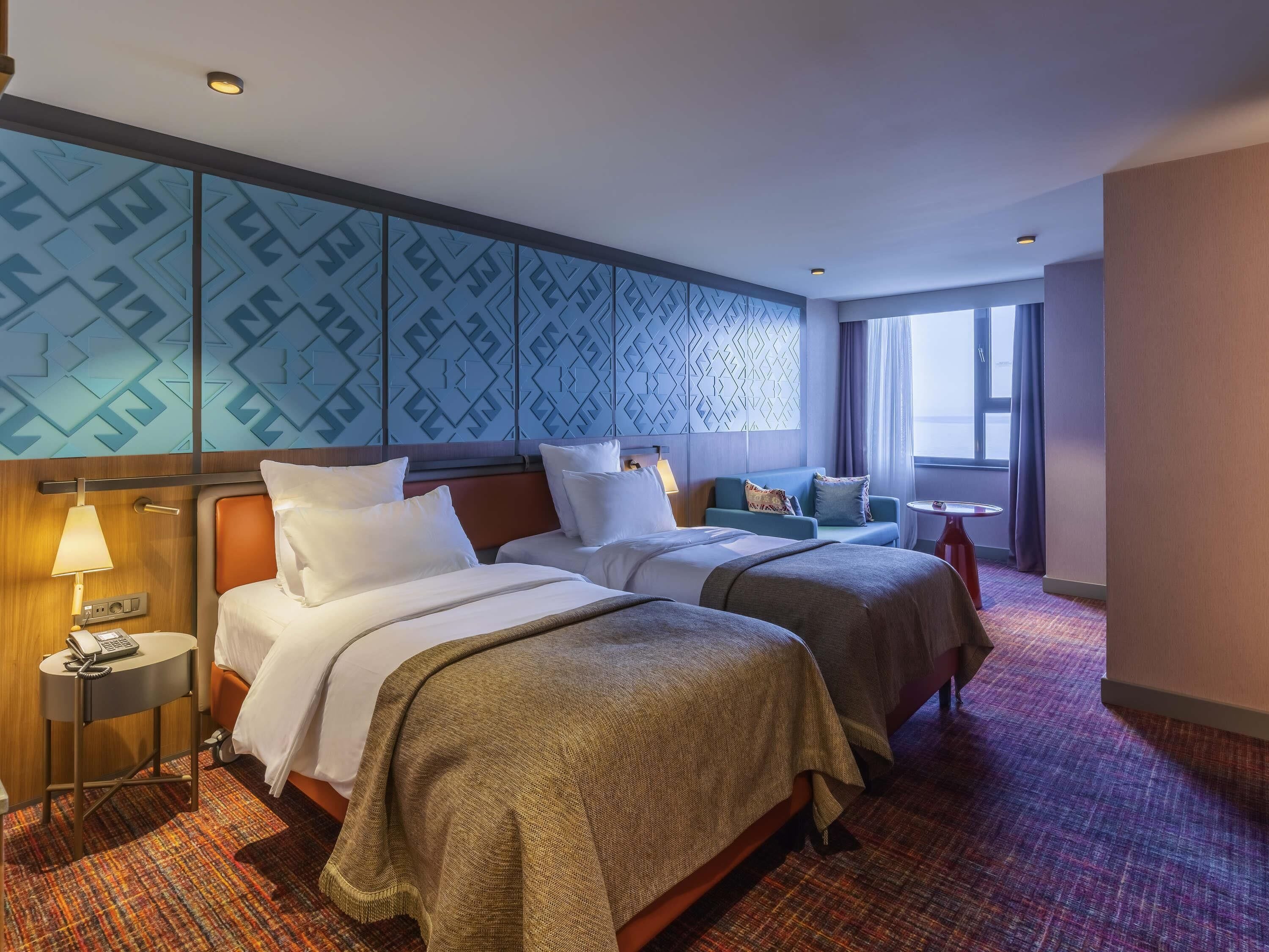 Minibar, desk, soundproofing, free WiFi