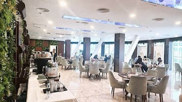 Daily buffet breakfast (USD 45 per person)