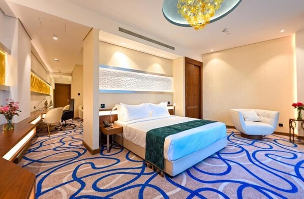In-room safe, desk, soundproofing, iron/ironing board