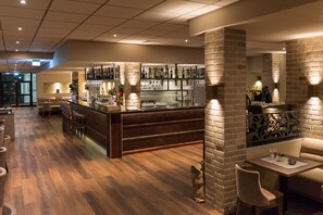 Bar (in der Unterkunft)