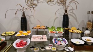 朝食ビュッフェ
