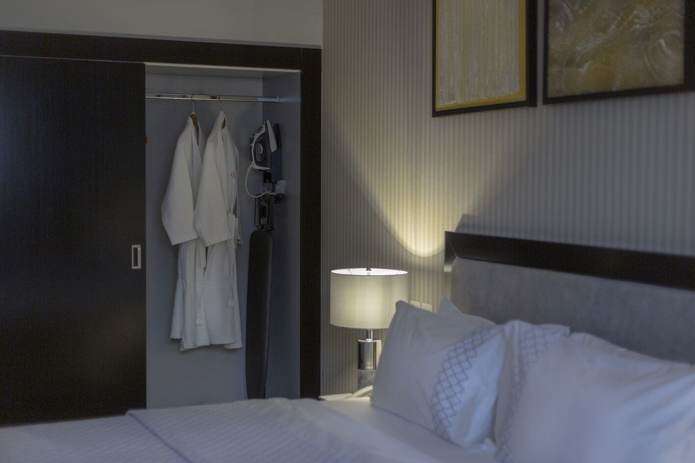 frette italian sheets, premium bedding, pillow-top beds, minibar