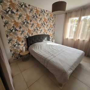 3 habitaciones, tabla de planchar con plancha y wifi gratis 