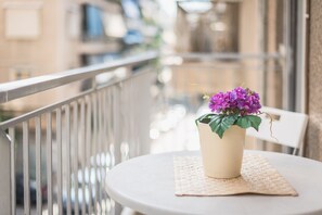 City Apartment, 2 Bedrooms | Terrace/patio