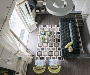 Smart-TV, Kamin, DVD-Player