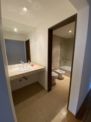 Exclusive Apartment | Staircase - Departamento Premium - 2 HAB Y 2 BAÑOS (Salta)