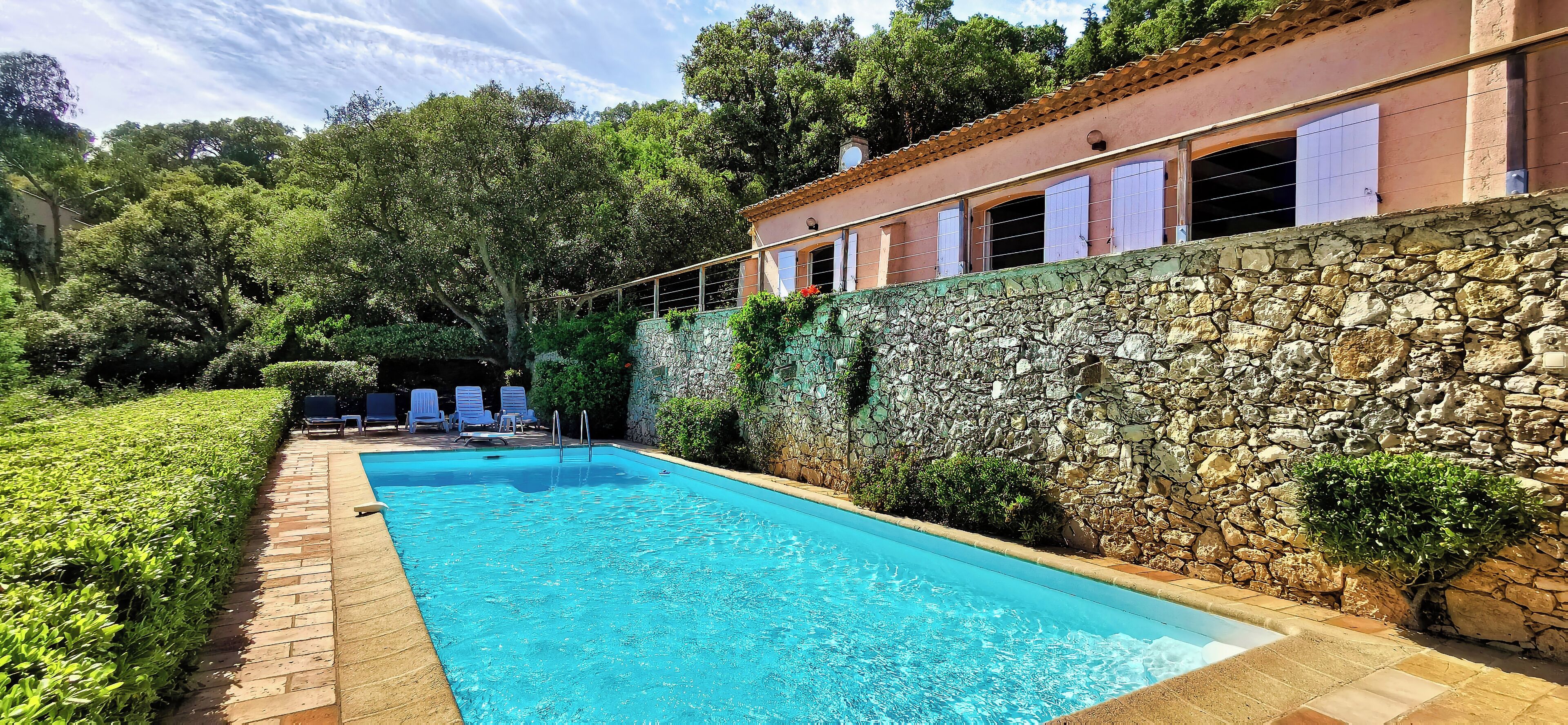 Piscina all'aperto