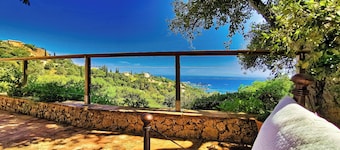 nice villa with with pool and seaview