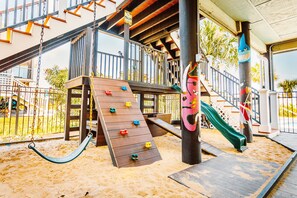 Children's area - Palazzo 360 5bdr/5 bath with a heated pool sleeps 18 (Murrells Inlet)