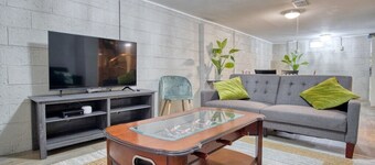 Close to Butler Uni:Cozy Home,Firepit,Free Parking