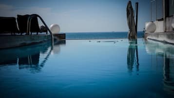 UdendĂžrs pool, opvarmet pool