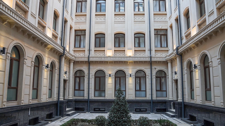 Level Hotel