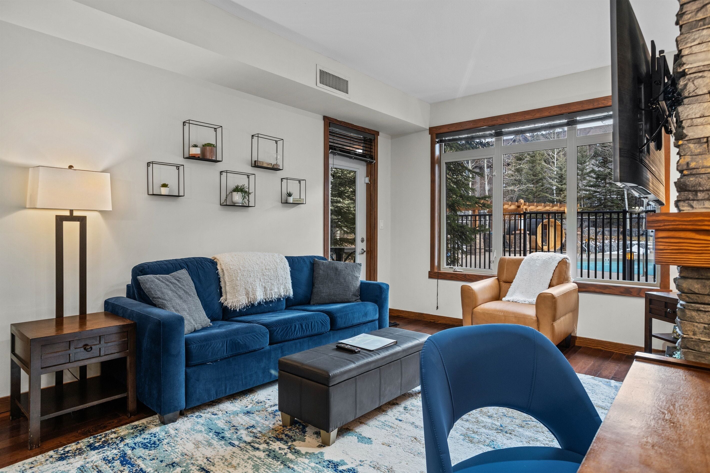 Tv, pejs, stereoanlæg