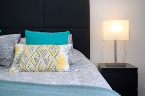 3 bedrooms, iron/ironing board, free WiFi, bed sheets
