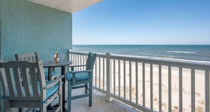 Stunning Top-Floor Oceanfront Condo! Pools & New Step in Shower and More!