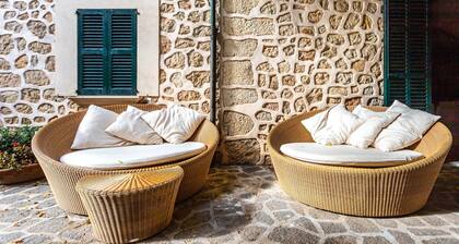 CA NA PATI - Large house in Soller with private pool and large garden.