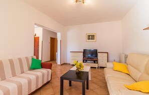 TV - Awesome apartment in Pula with WiFi (Pula)
