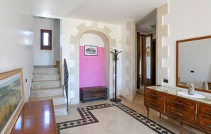 Interior - Awesome home in Scicli with kitchen (Scicli)