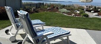 Beach Front Cottage in the Sun on Whidbey.