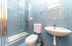Shower - 1 bedroom lovely apartment in Slatine (Slatine)