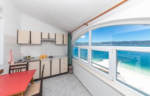 Kühlschrank, Herdplatte