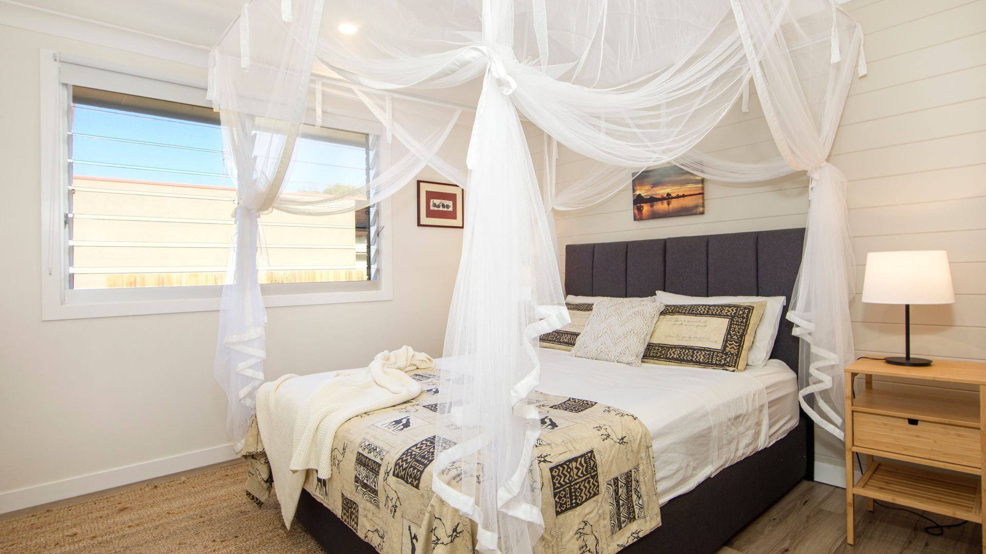6 bedrooms, iron/ironing board, travel cot, free WiFi