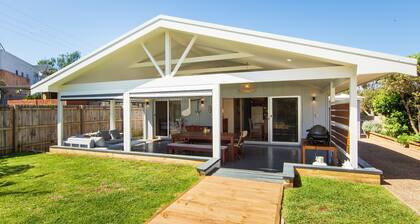 Spinnaker - Family Getaway - 2mins Walk to Beach