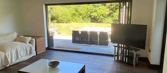 Four Oaks Chichester