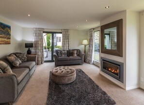 Living room - Ultimate Escapes (Wanaka)