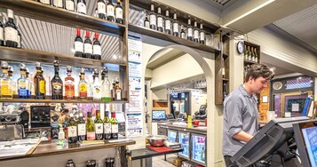 Bar (en la propiedad)